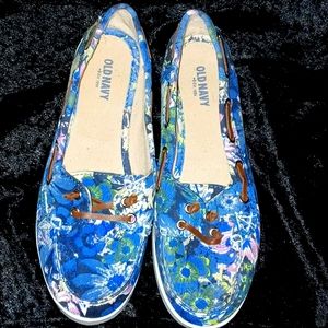 Old Navy boat shoes